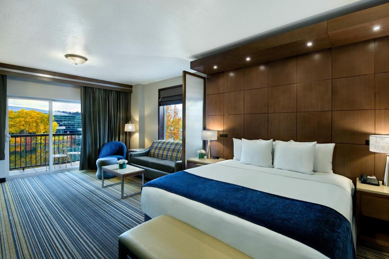 River View Executive King Suite